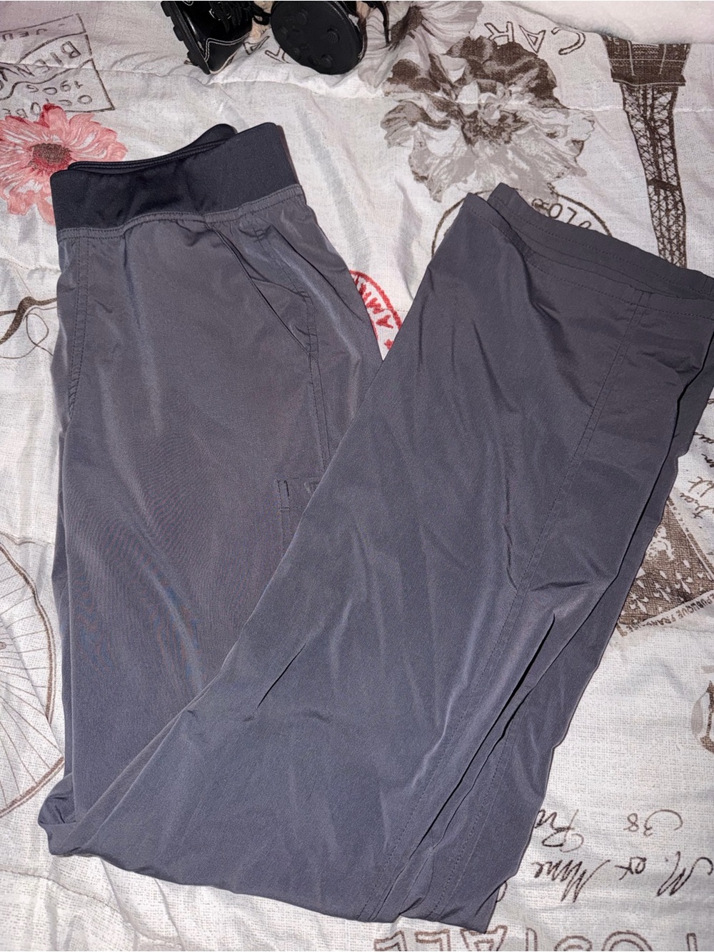 Scrubs Pewter Gray Drawstring Scrub Pants and Top